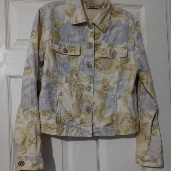 🧥VINTAGE BILL BLASS FLORAL DENIM JACKET SMALL WOMEN ,GIFT. 🎁 💝 - Picture 3 of 13